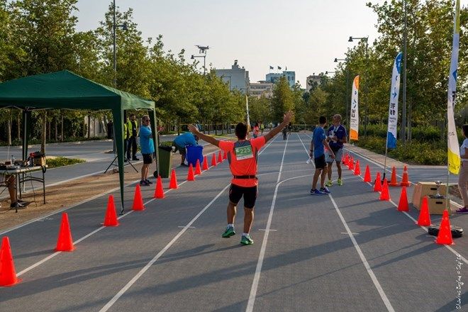Την Κυριακή τρέχουμε…προς τα πίσω