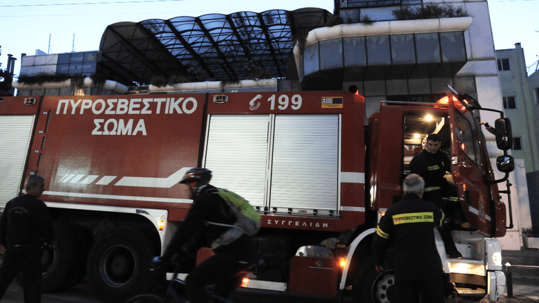 Συνελήφθη ο άνδρας που έβαλε φωτιά στη ΔΥΟ Γλυφάδας
