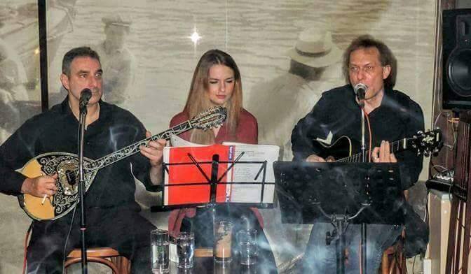 Η Ελισάβετ Κωστοπούλου, ο Ντίνος Χερουβείμ και Γιάννης Λαρδής σας περιμένουν στο «Αλιμανάκι»