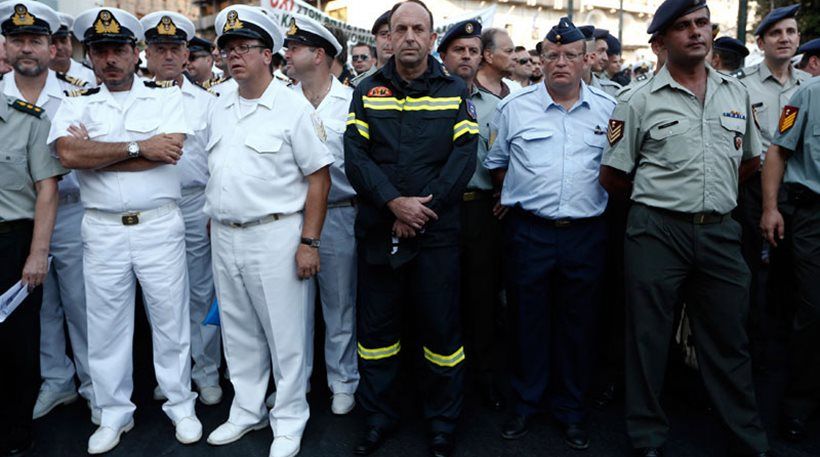 Έρχονται μεγάλες μειώσεις το 2018 στους ένστολους