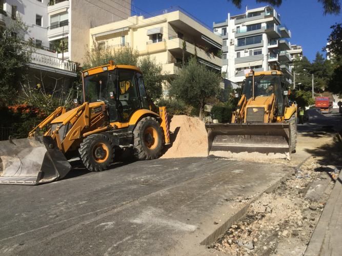 Έργα φυσικού αερίου στην οδό Αυξεντίου