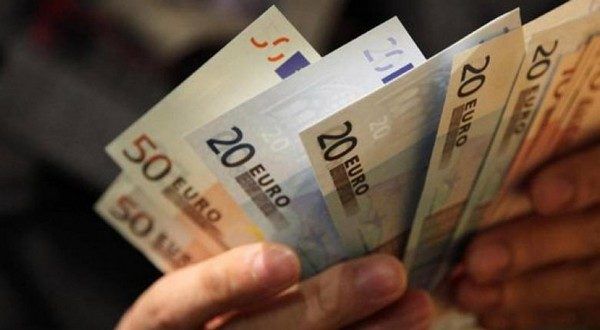 Έκτακτο επίδομα 400 € σε άνεργους ηλικίας 18 - 24 ετών