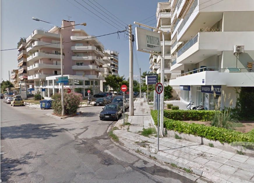 Σπασμένος αγωγός στη Λεωφόρο Αμφιθέας