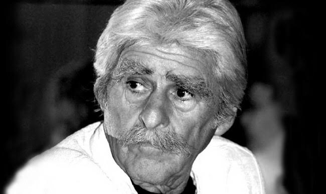 Γλυπτό του παγκοσμίου φήμης καλλιτέχνη Φιλόλαου Τλούπα τοποθετήθηκε στη Πλατεία Καραϊσκάκη
