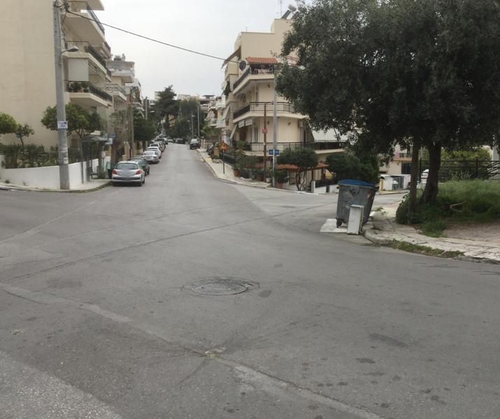 Γράμμα αναγνώστριας σχετικά με τη συμβολή των δρόμων Πωγωνίου-Ευβοίας-Αρκαδίου