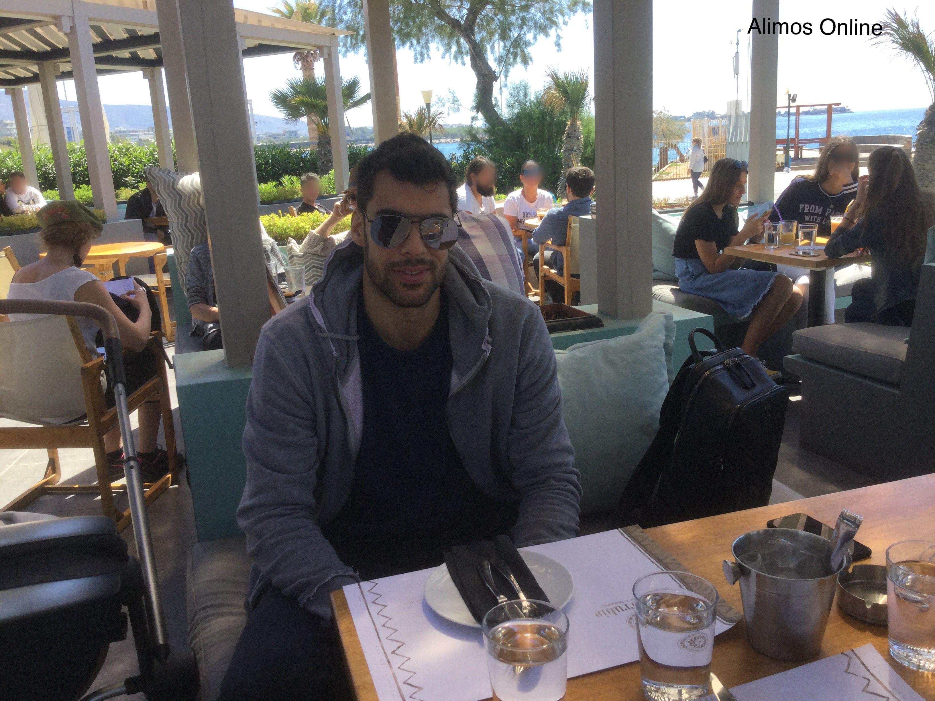 Οι επώνυμοι επιλέγουν τον ΄Αλιμο