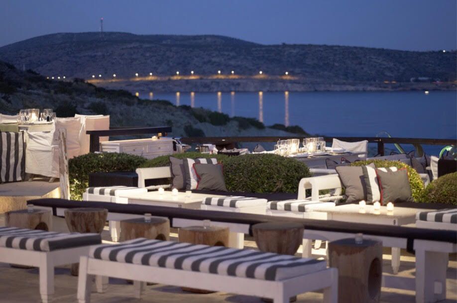 To Island υποδέχεται το καλοκαίρι