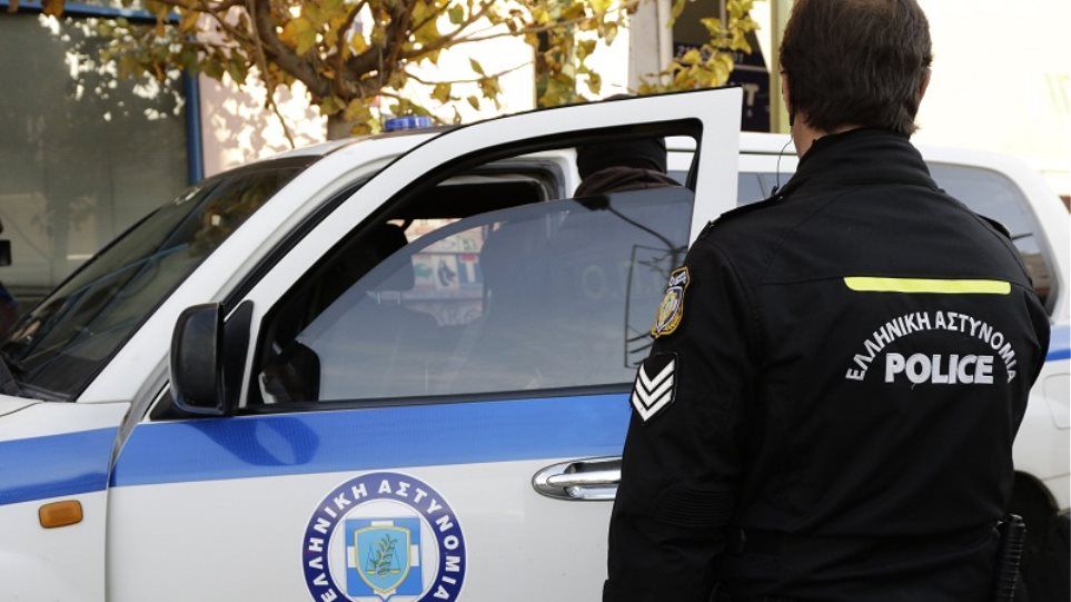 Άνω Γλυφάδα: Ληστής βασάνισε 94χρονη με κινητικά προβλήματα