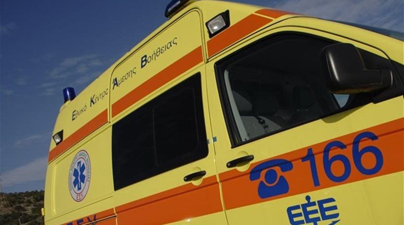 Νέο τροχαίο χθες βράδυ στην διασταύρωση Θεμιστοκλέους και Λεωφ. Καλαμακίου