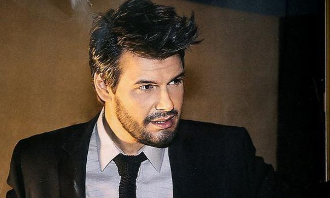 O Πάνος Κιάμος επιστρέφει στο Posidonio
