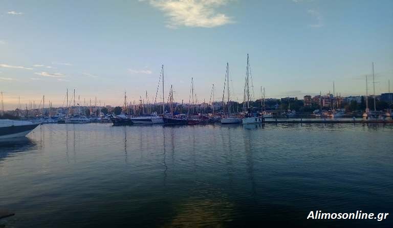 Η μαγευτική θέα της Μαρίνας μας λίγο πριν το σούρουπο