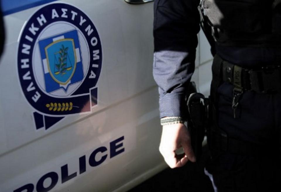 Θρίλερ με την αεροσυνοδό που βρέθηκε νεκρή σε μπανιέρα ξενοδοχείου στη Γλυφάδα