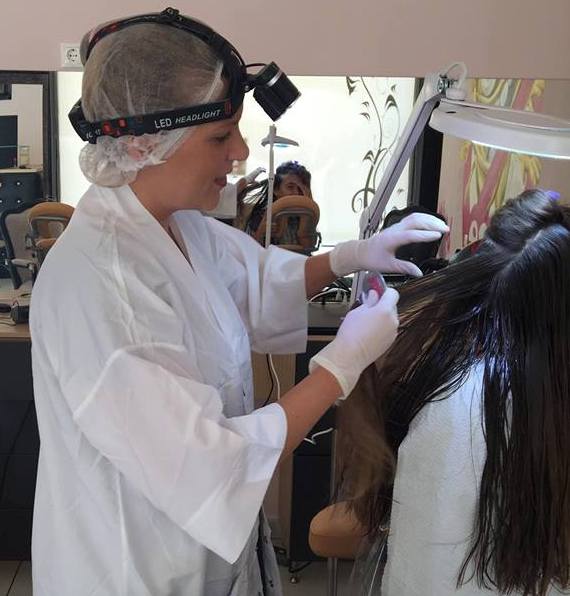 Lice Busters: Οι γονείς βγαίνουν νικητές στη μάχη με τις ψείρες και τις κόνιδες