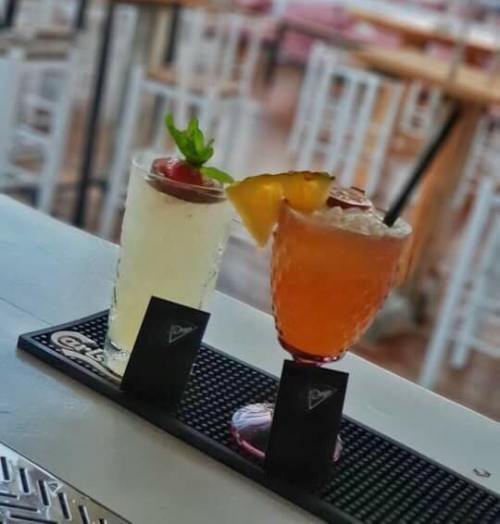 Δροσιστικά cocktails στο Daya Wonderland
