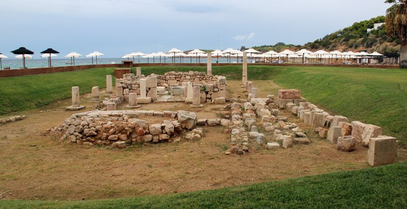 Χωρισμό της Astir Beach από τον ναό του Απόλλωνα ορίζει η αρχαιολογία