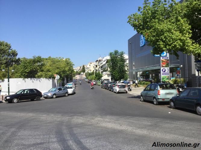 Διάβαση πεζών στη συμβολή των οδών Δωδεκανήσου και Πάτμου