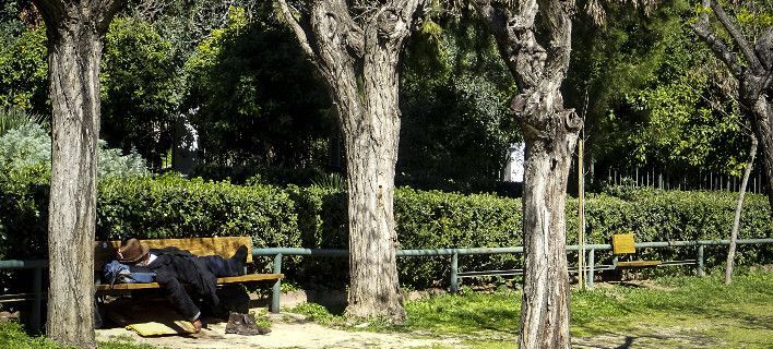 Πρόγραμμα του Δήμου Αθηναίων βρίσκει εργασία και στέγη σε άστεγους
