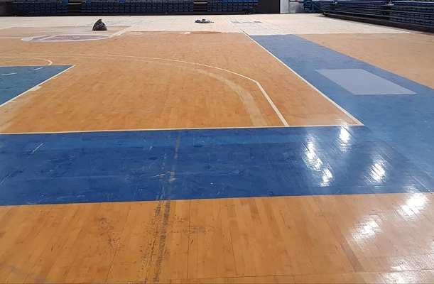 Νέο δάπεδο μπάσκετ στο προπονητικό κέντρο του Αγίου Κοσμά