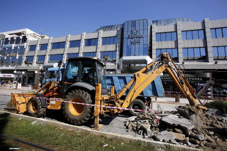 Τα έργα στη Γλυφάδα θα σταματήσουν στα μέσα Νοεμβρίου για την εορταστική περίοδο
