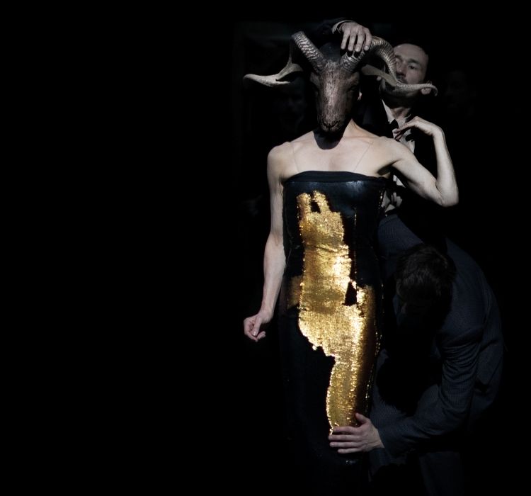 New Piece I- Since She: Ο κόσμος του Δημήτρη Παπαϊωάννου συναντά το σύμπαν της Πίνα Μπάους στη Στέγη