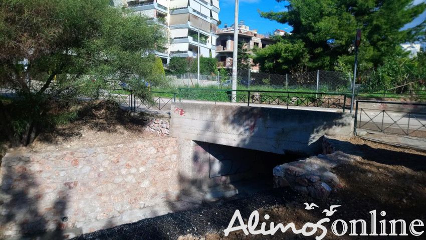 Ολοκληρώθηκαν οι εργασίες στο γεφυράκι του ρέματος της Αγίου Δημητρίου