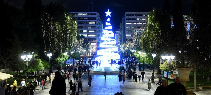 Φωταγωγείται σήμερα το δέντρο στο Σύνταγμα – 230 εκδηλώσεις έως και τις 5 Ιανουαρίου