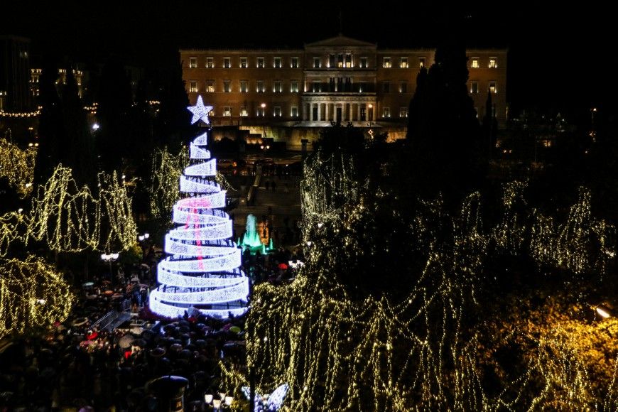 Η Αθήνα υποδέχτηκε τα Χριστούγεννα