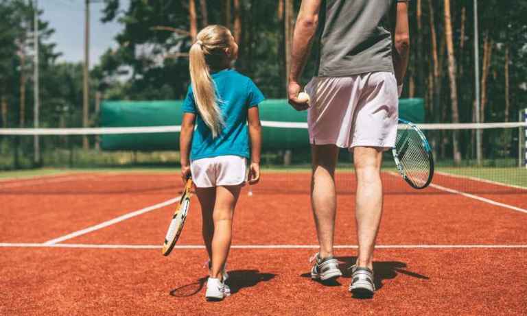 Παραμυθούπολη Αλίμου: Street Tennis, έθιμα, αθλητικές επιδείξεις και συναυλία