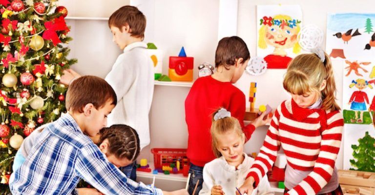Ρεβεγιόν: 8 συμβουλές για να το χαρούν και τα παιδιά