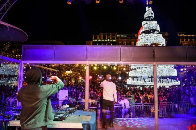 Glass House Project – We play your wish: Το πιο πρωτότυπο jukebox θα βρίσκεται στο Σύνταγμα για καλό σκοπό