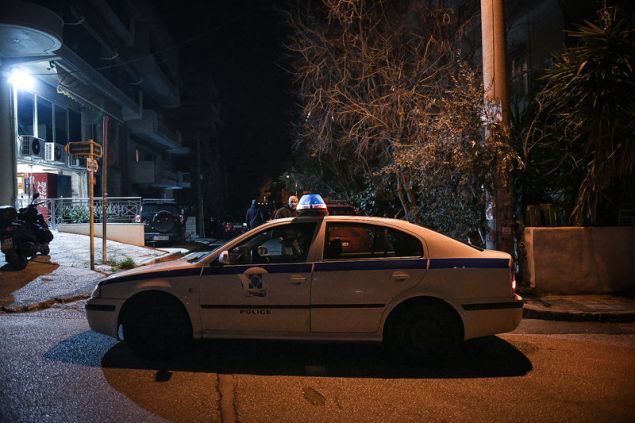 Άγιος Δημήτριος: Άνδρας άρχισε να πυροβολεί σε διαμέρισμα – Σε εξέλιξη οι διαπραγματεύσεις