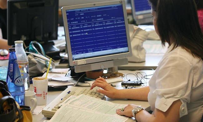Την επόμενη διετή θα κλείσουν σταδιακά η 1 στις 2 εφορίες