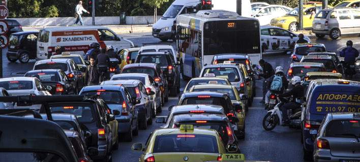 Νέα παράταση για τα τέλη κυκλοφορία από το Υπουργείο Οικονομικών
