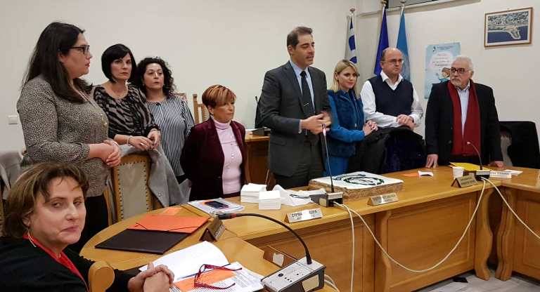 Στην Ένωση Τριτέκτων Αλίμου το φλουρί της βασιλόπιτας του Δημοτικού Συμβουλίου Αλίμου