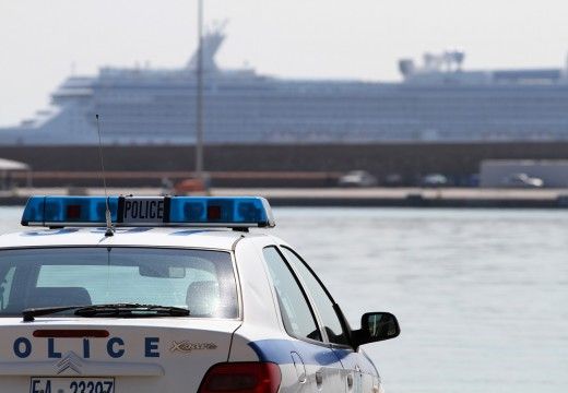 Πτώμα άνδρα εντοπίστηκε στο λιμάνι του Πειραιά