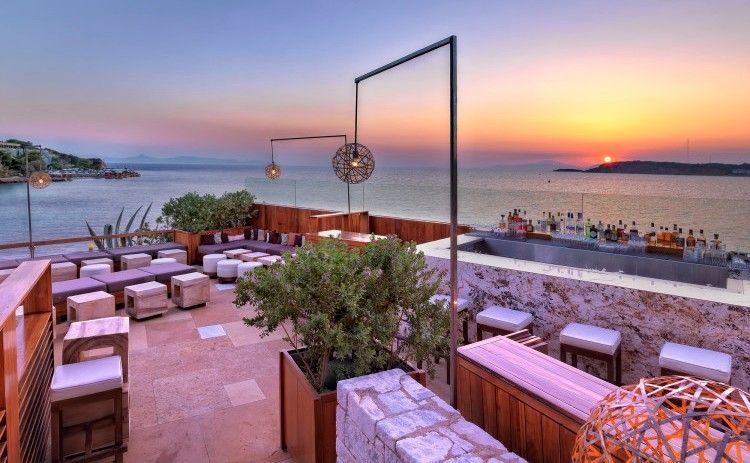 Τα 12 Νότια εστιατόρια και bars που είναι υποψήφια στα Tasty Awards