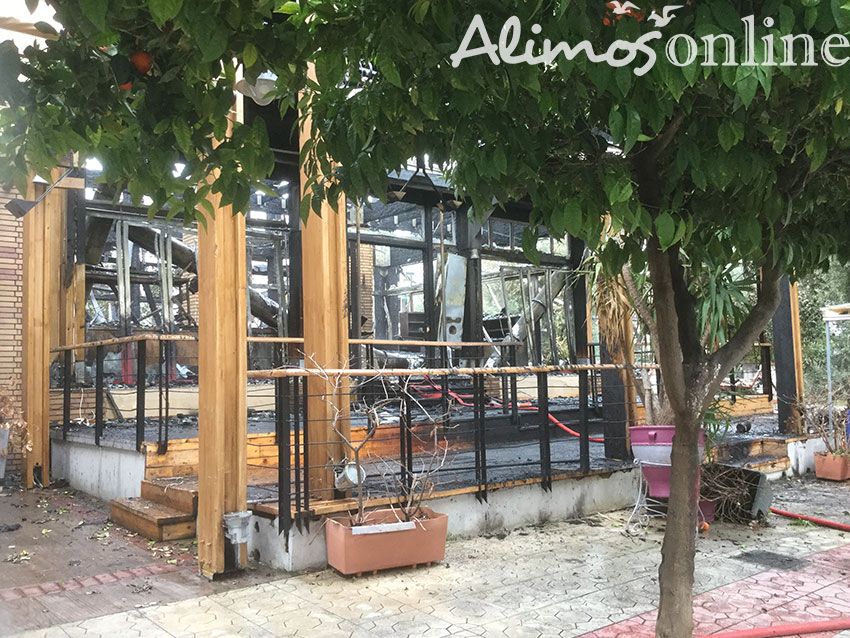 Συνελήφθησαν τρία άτομα που μπήκαν να πάρουν συσκευές από το «Ξύλινο»