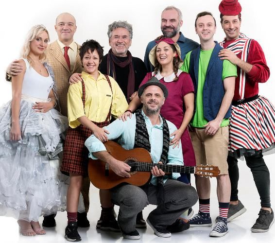Η παράσταση «Λάχανα και Χάχανα κλικ Λαχανοχαχανοχώρα» στον Άλιμο