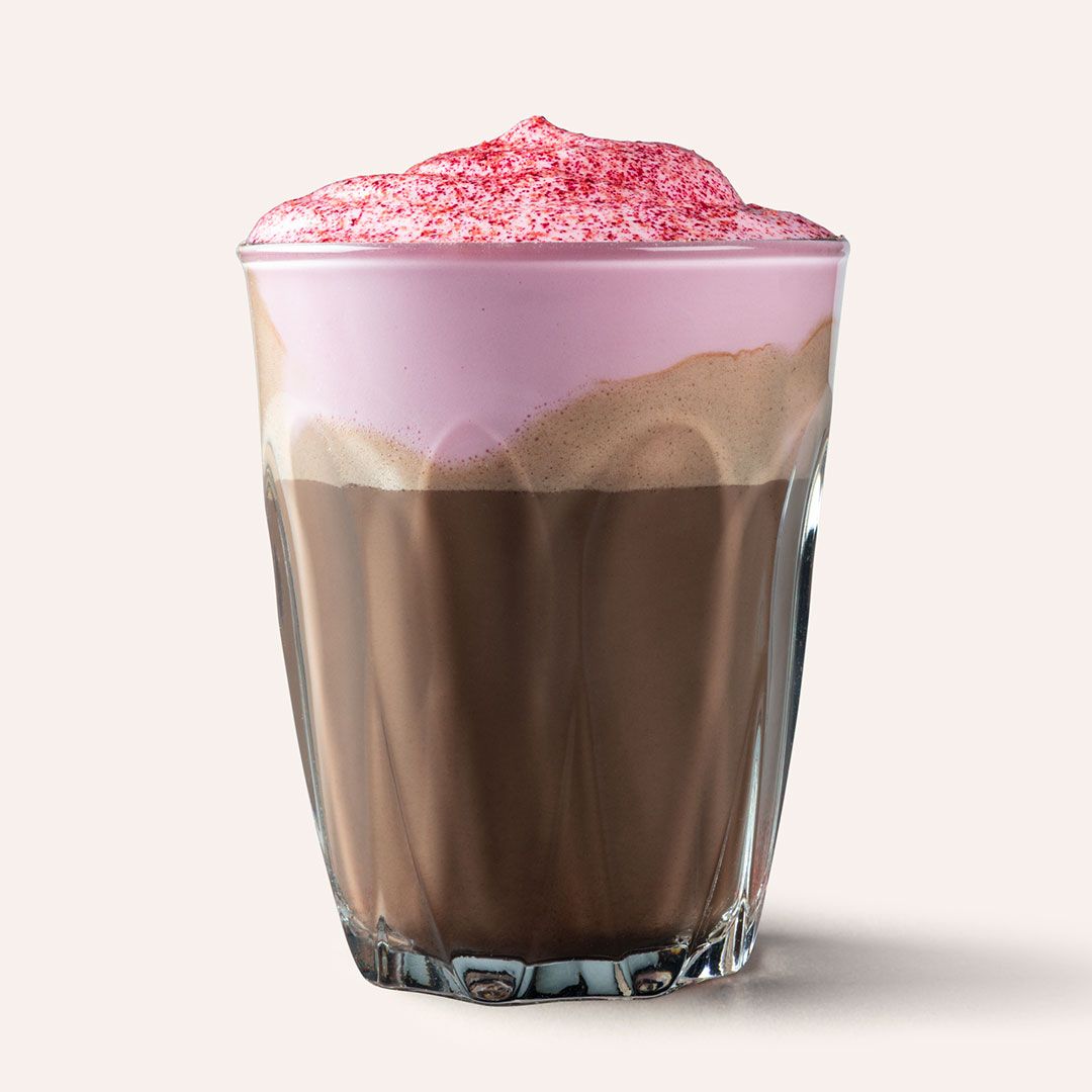 Αγίου Βαλεντίνου: Τα Starbucks κερνάνε τη Berry Hot Chocolate