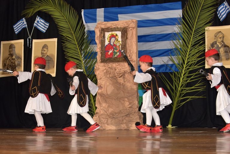 H γιορτή των Δημοτικών Παιδικών Σταθμών Αλίμου για την 25η Μαρτίου
