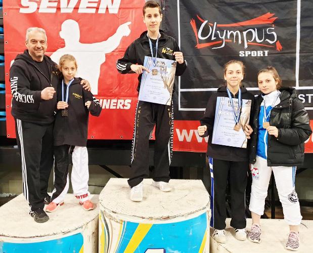 5 μετάλλια για τον Α.Σ «Φωκέας» στο Πανελλήνιο Κύπελλο Kick Boxing