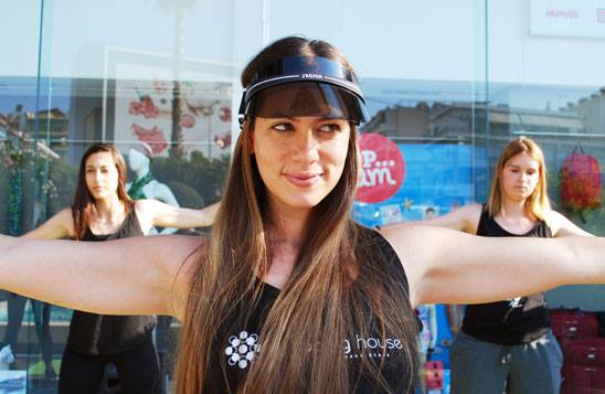 Ανοιχτό μάθημα Pilates με τη Μάντη Περσάκη στο Shopping House
