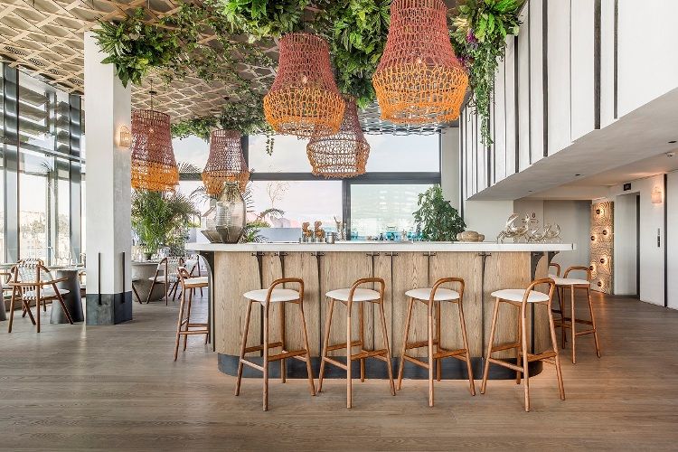 «Grand by Interni», το νέο εστιατόριο στο rooftop του Grand Hyatt Athens