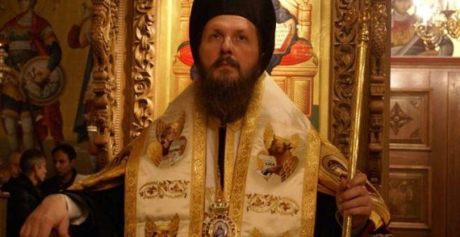 Ενθρονίστηκε ο νέος μητροπολίτης Γλυφάδας