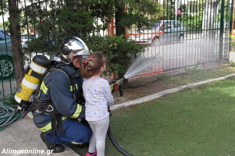 Άσκηση εκκένωσης λόγω σεισμού στους Παιδικούς Σταθμούς Αλίμου