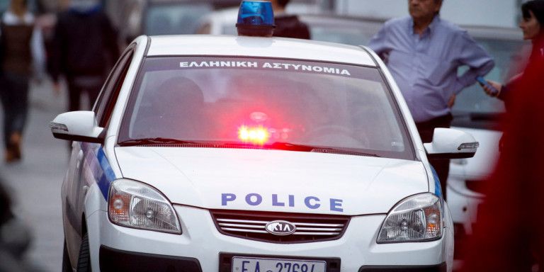 Γλυφάδα: Συνελήφθη ένας νεαρός για κλοπές σε σπίτια