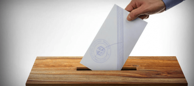 Οι τέσσερις Δήμαρχοι των Νοτίων Προαστίων που εκλέχθηκαν από την πρώτη Κυριακή