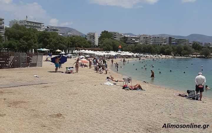 Mε τέτοια ζέστη, η μόνη λύση είναι η παραλία
