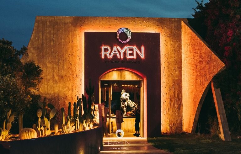 Rayen: Το μεξικάνικο εστιατόριο του Αλίμου που έγινε talk of the town