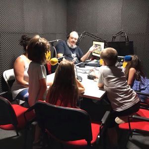 Alimos Web Radio: Μία ώρα με τα παιδιά από το book camp του Δήμου Αλίμου